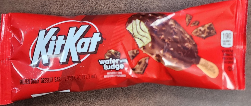 KIT KAT WAFER WITH FUDGE BAR 2.5oz  