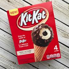 [6404] KIT KAT WAFER FUDGE ICE CREAM PQT/4 18.4oz     