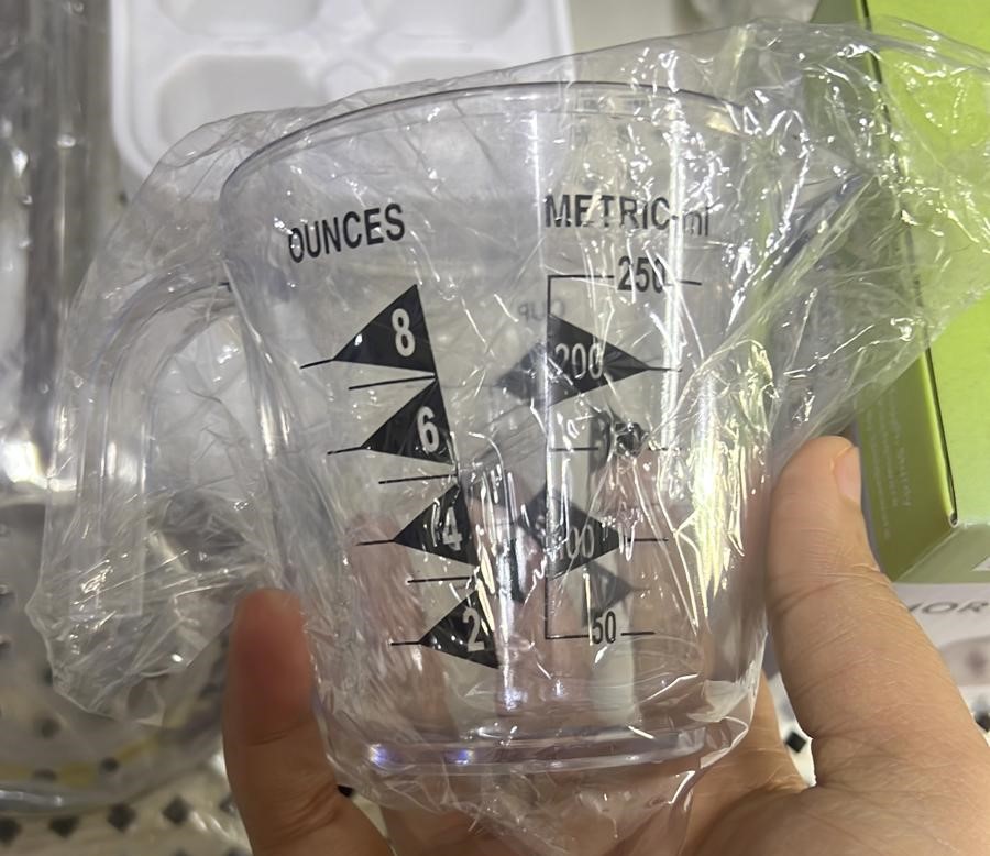 TAZA PEQUEÑA DE MEDIR         