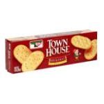 TOWN HOUSE                    