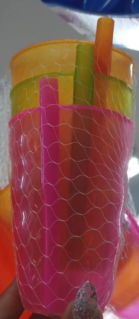 VASOS PLASTICOS C/SORBETO pq3